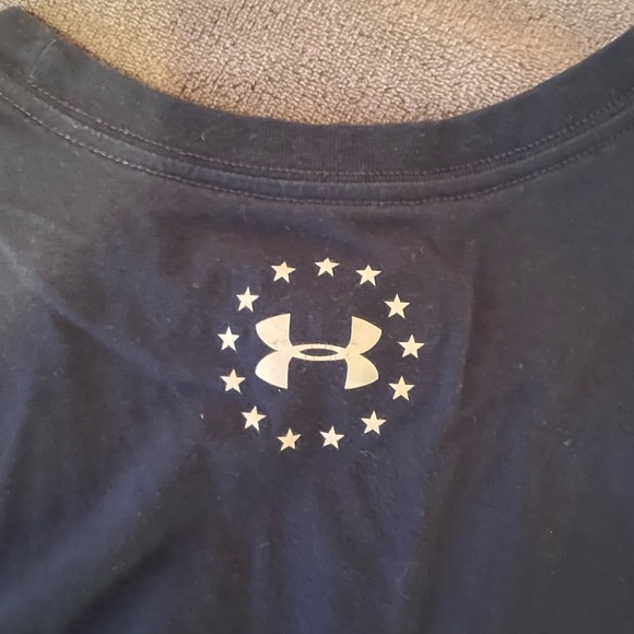 Navy Blue Under Armour T-shirt - Picture 5 of 5